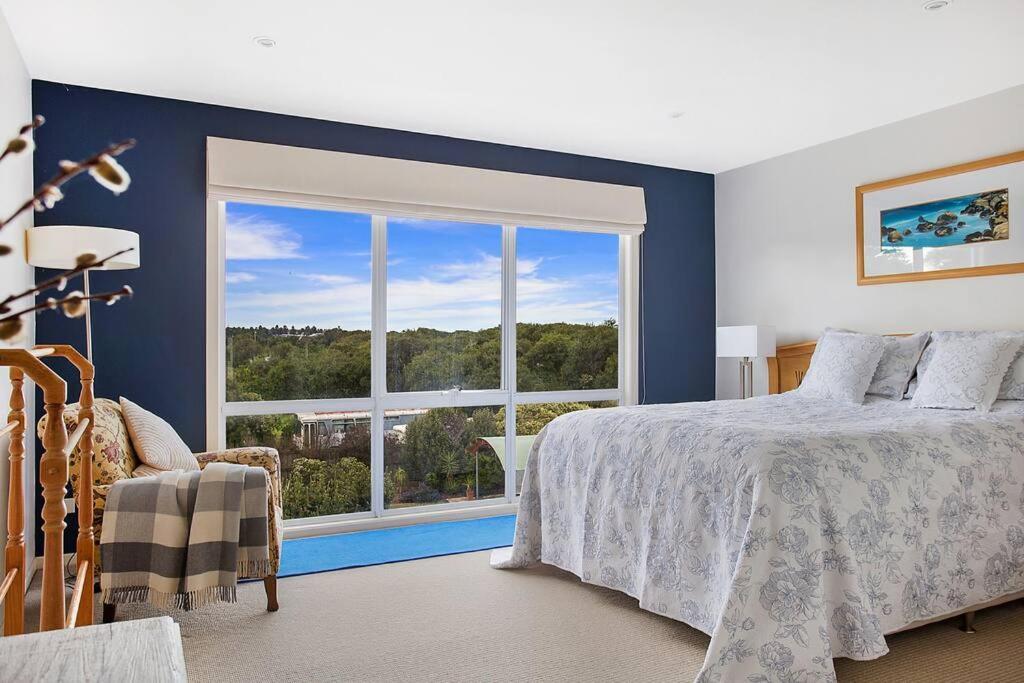 Four Bedroom Beachside Apartment Warrnambool Eksteriør billede